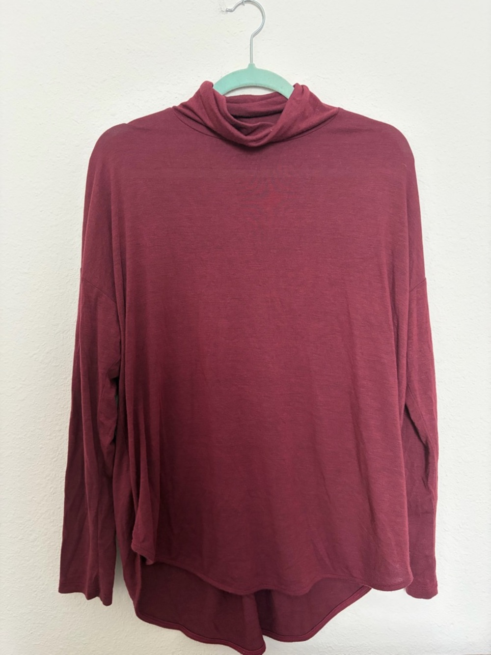 LOFT Lou & Grey Wine Red Lightweight Mockneck Cowl Long Sleeve Top - Large